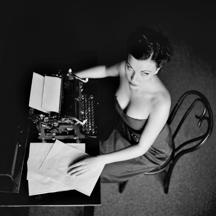 Sexy woman with typewriter | Lexi Sylver
